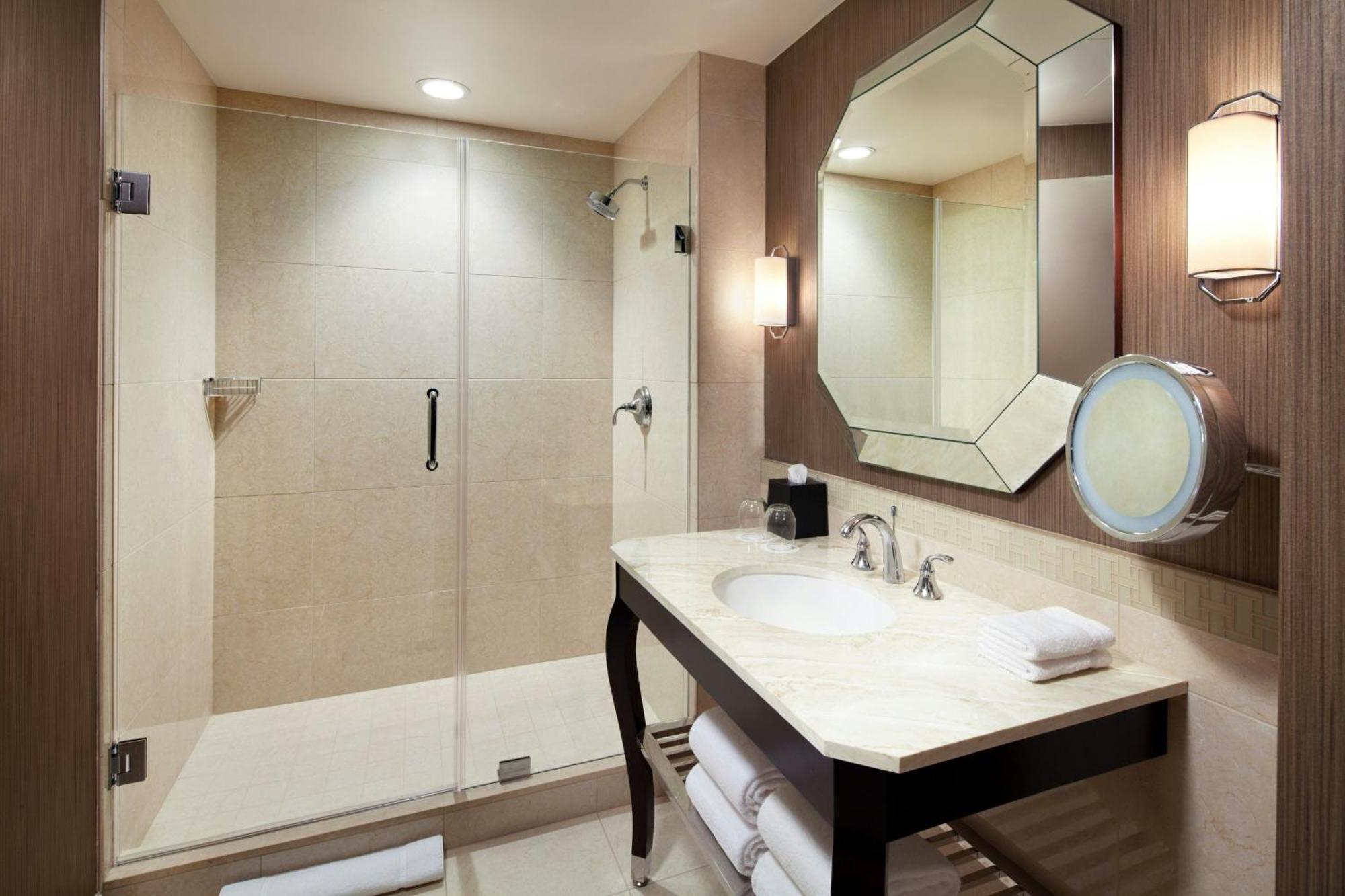 Sheraton МакКини Екстериор снимка